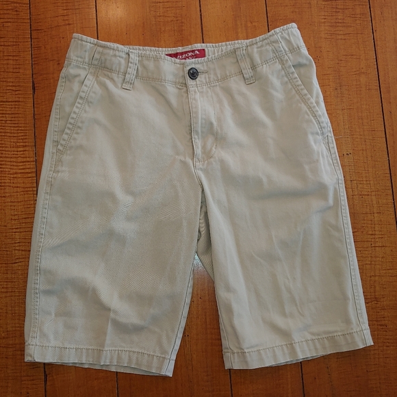Arizona Jean Company Other - Arizona Jeans Tan Shorts, size 14 Husky